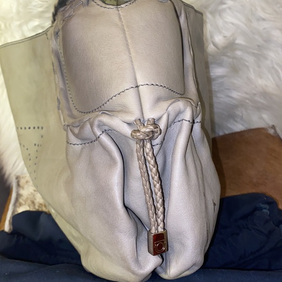 Salvatore Ferragamo Hobo - Picture 8 of 11